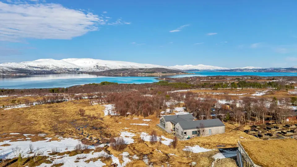 Straumsvegen 599, Kvaløya